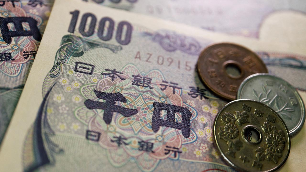 Japon yeni değer kaybediyor: Japon hükümetinden müdahale sinyali