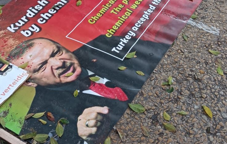 ÖZEL HABER : GKRY’NİN YASAL STATÜ VERDİĞİ PKK’LILARDAN TÜRKİYE ALEYHİNE PROTESTO…