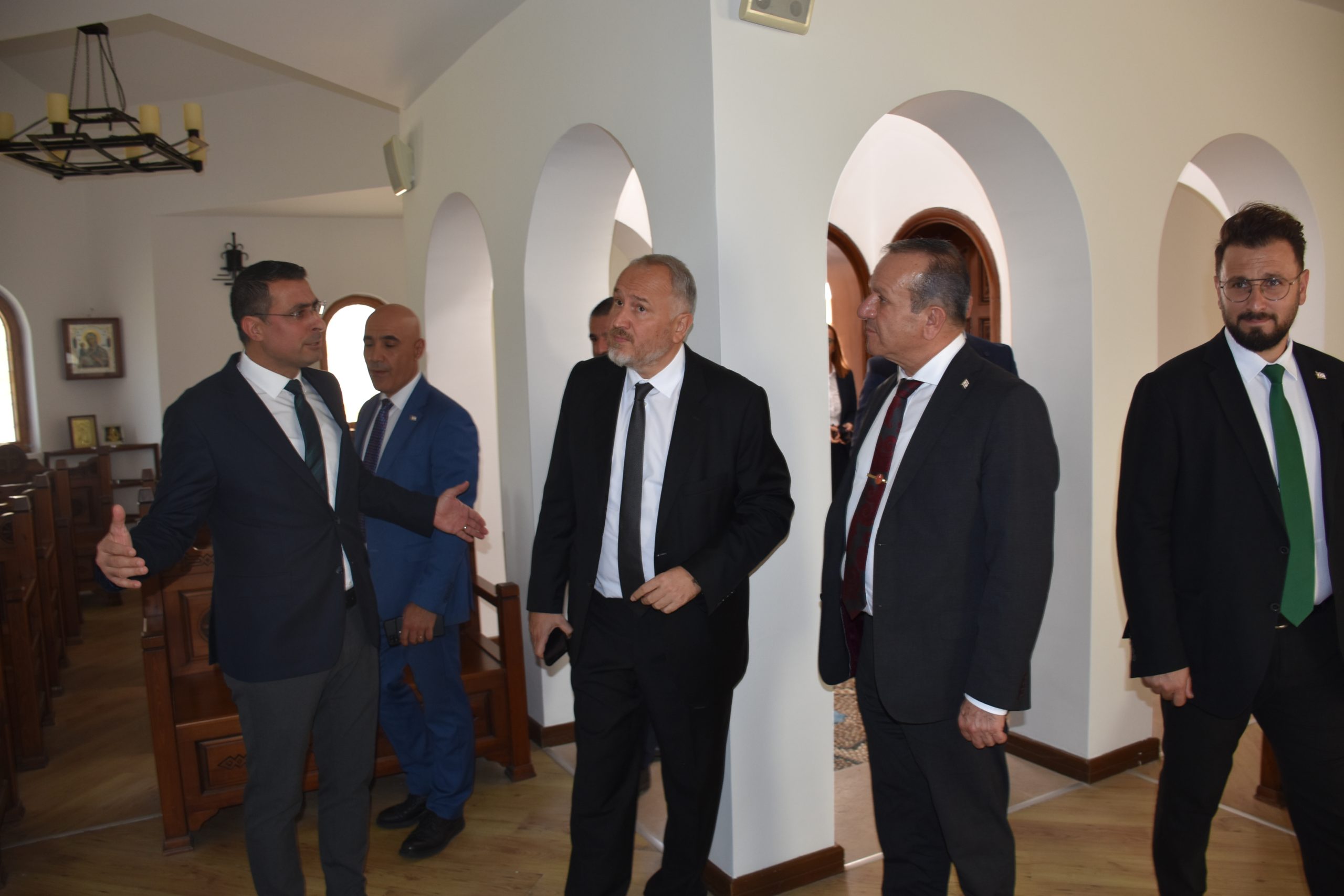 Turizm, Kültür, Gençlik ve Çevre Bakanı Ataoğlu, Antalya’da ziyaretlerde bulundu
