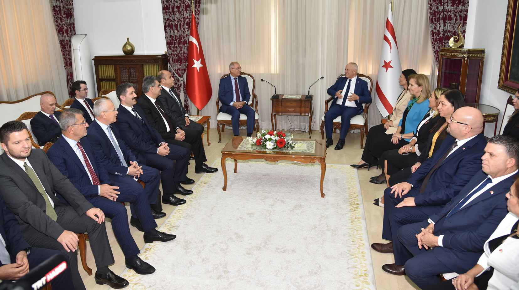 Meclis Başkanı Töre, AK Parti Genel Başkan Yardımcısı Ala’yı kabul etti