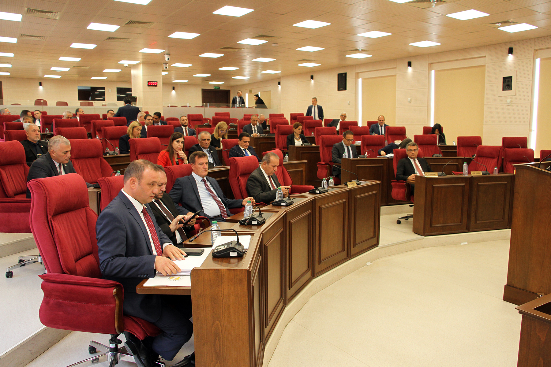 Genel Kurul’da güncel konuşmalar yapılıyor