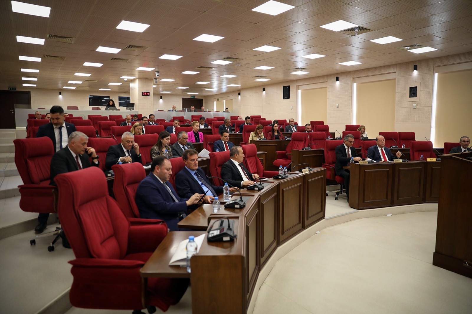 Meclis’te güncel konuşmalar sürüyor