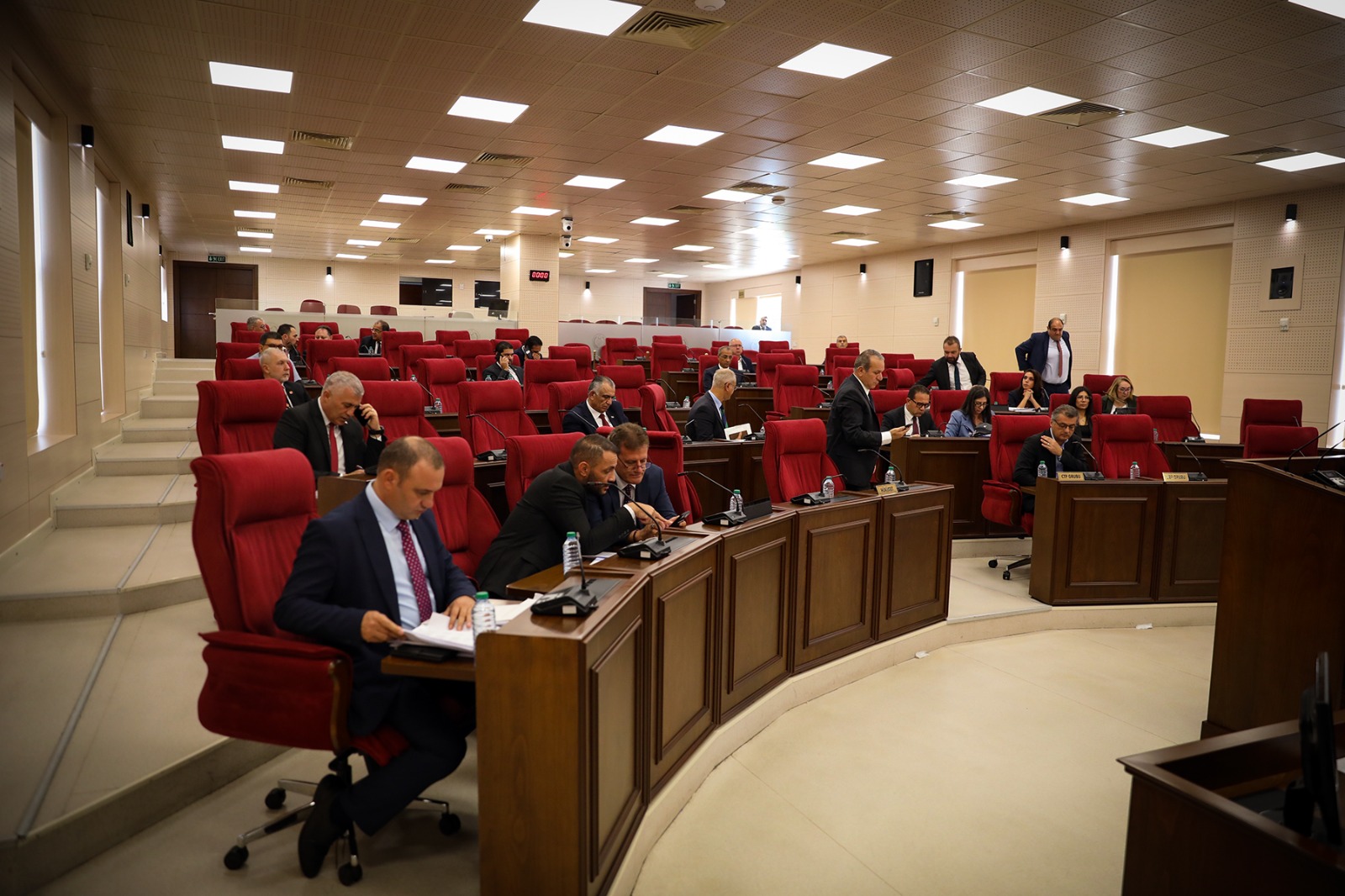 Cumhuriyet Meclisinde güncel konuşmalar yapılıyor