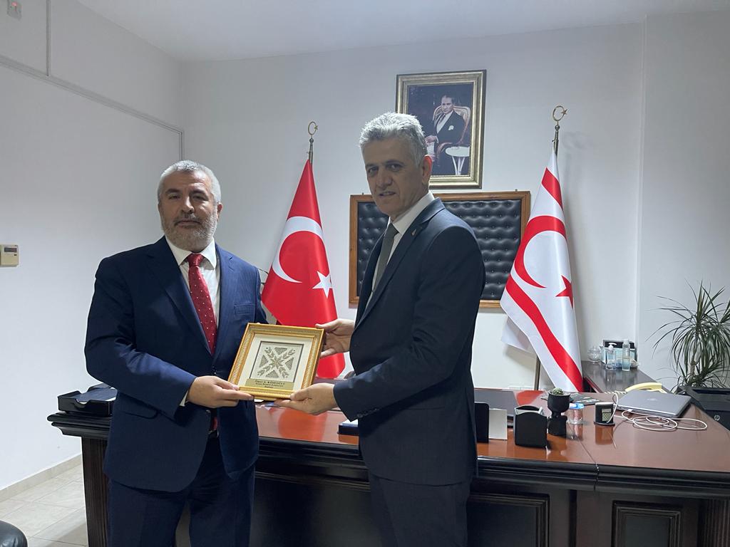 ÖSYM Başkanı Ersoy KHK Başkanı Köseoğlu’nu ziyaret etti