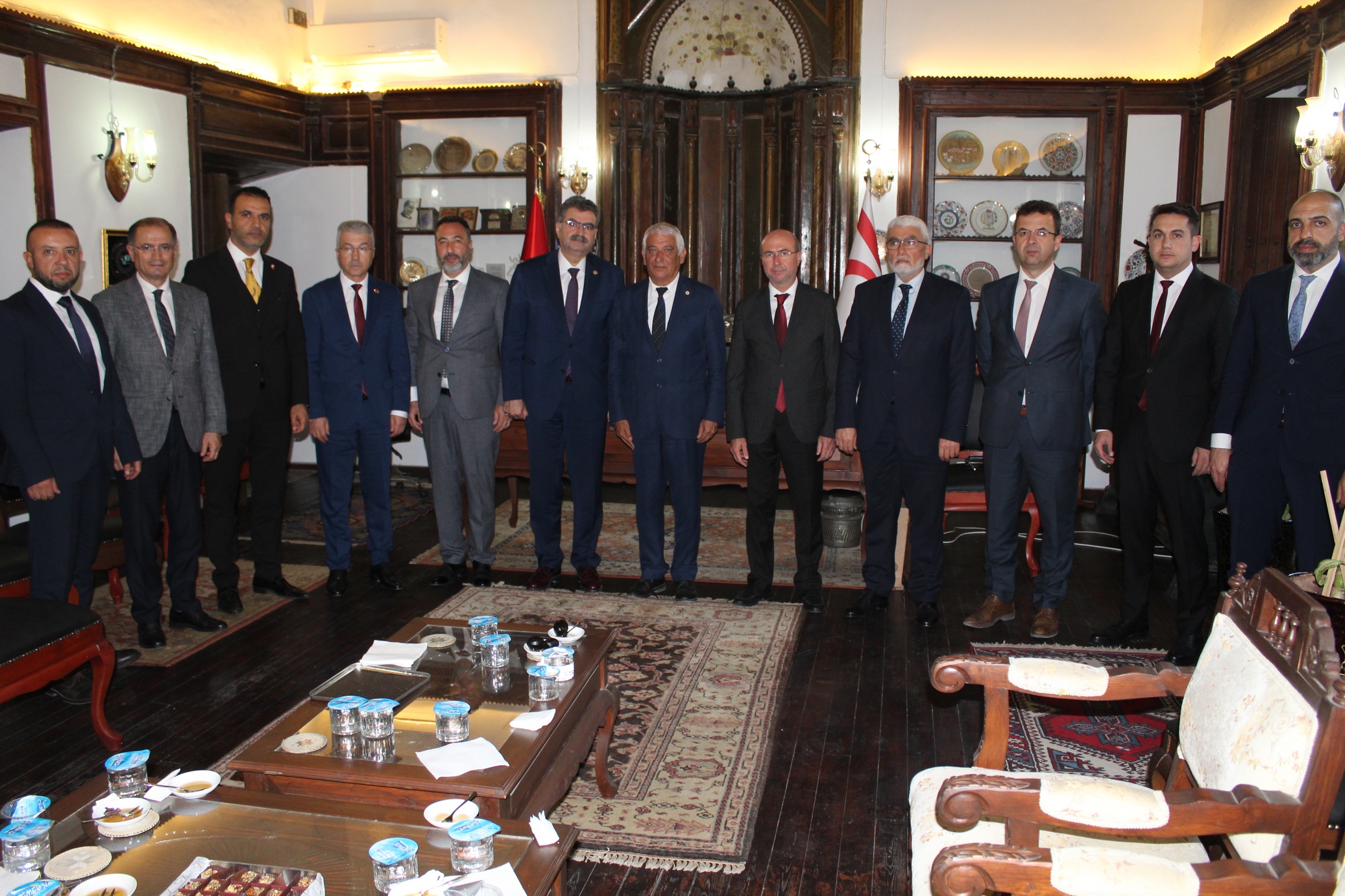 K. T. Belediyeler Birliği Başkanı Özçınar, Konya’dan gelen heyeti ağırladı