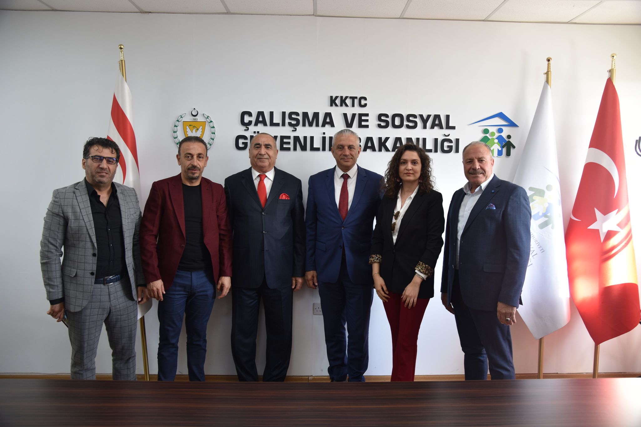 Bakan Taçoy Türkiye’den bazı iş insanı derneği temsilcilerini kabul etti