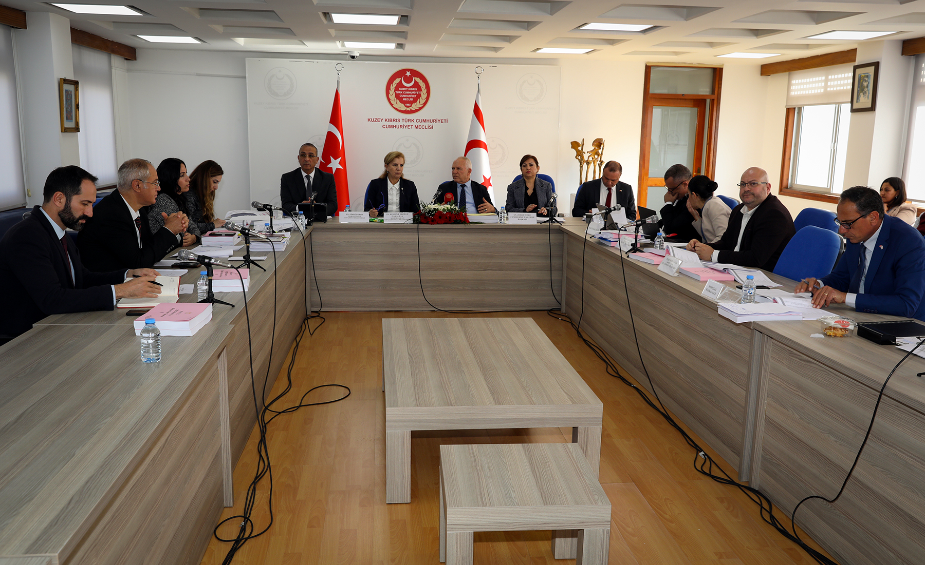 Komite’de Cumhuriyet Meclisi, Başbakanlık ve Ombudsman bütçeleri onaylandı