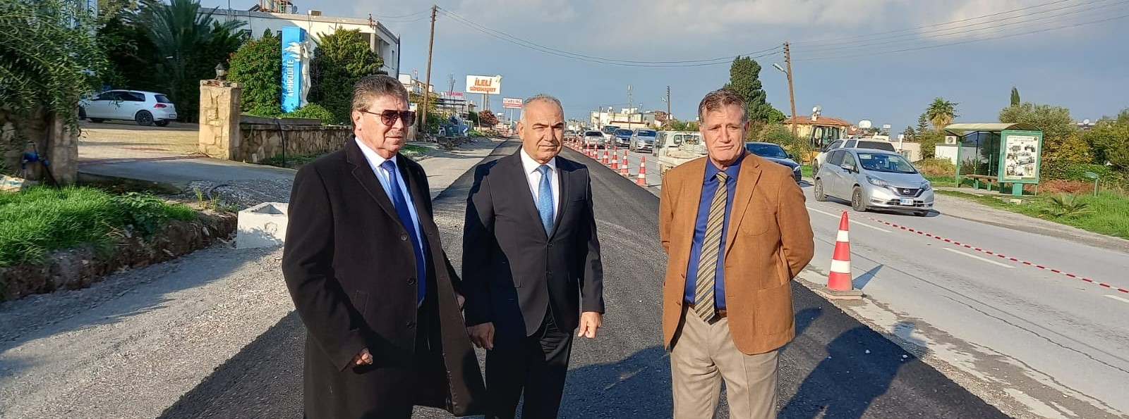 Başbakan Üstel, Bakan Arıklı ile birlikte yol çalışmasını inceledi