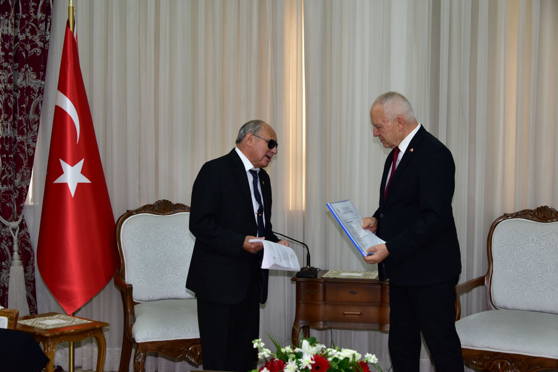 Meclis Başkanı Töre, Kıbrıs Türk Engelliler Federasyonu’nu kabul etti