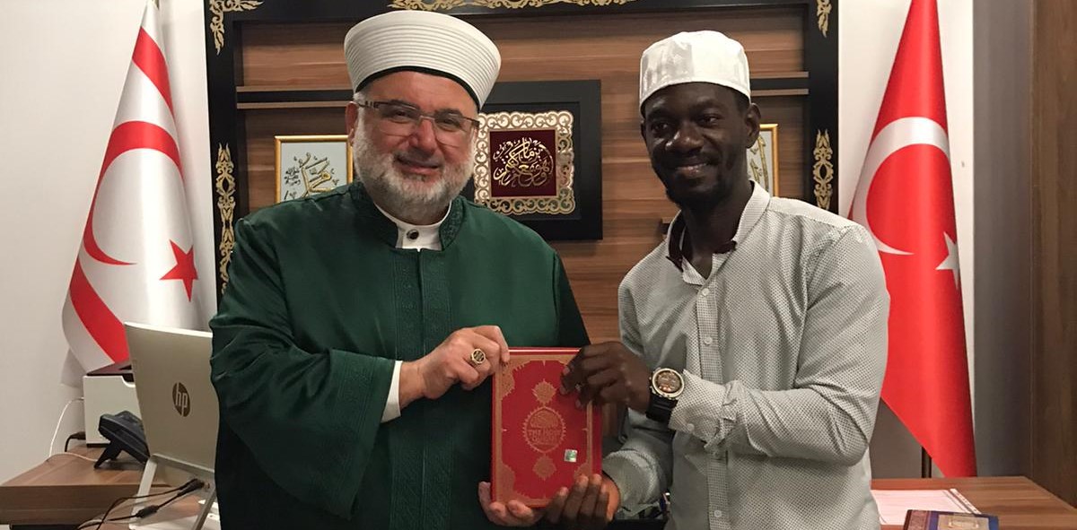 İhtida merasimi ile Müslüman oldu
