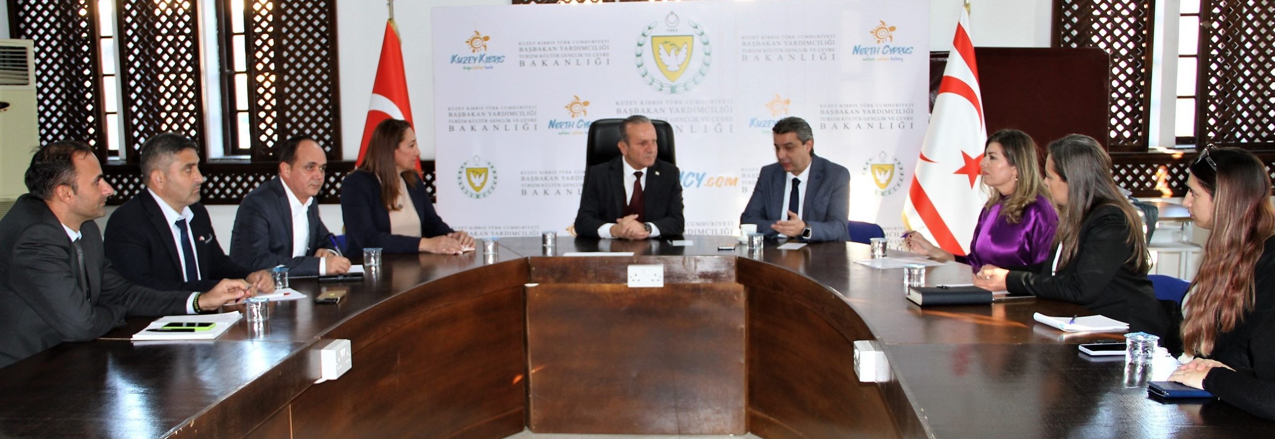 Kalifiye turizmci yetiştirilmesi konusunda toplantı gerçekleştirildi