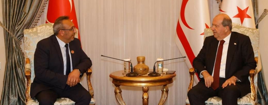 Cumhurbaşkanı  Tatar, İngiltere Türk Toplumu Futbol Federasyonu heyetini kabul etti