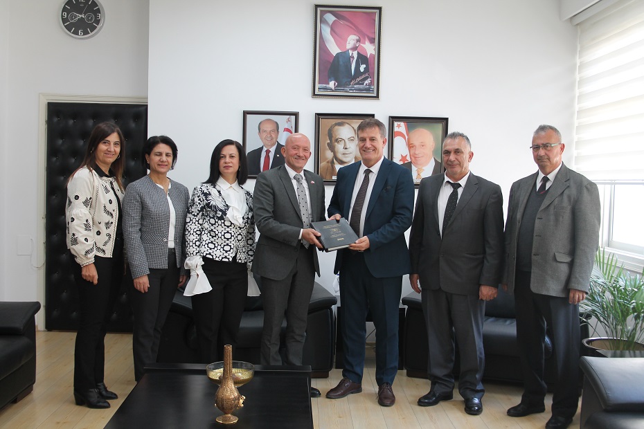 Arıklı: Posta Dairesi ülke tanıtımına önemli katkıda bulunuyor