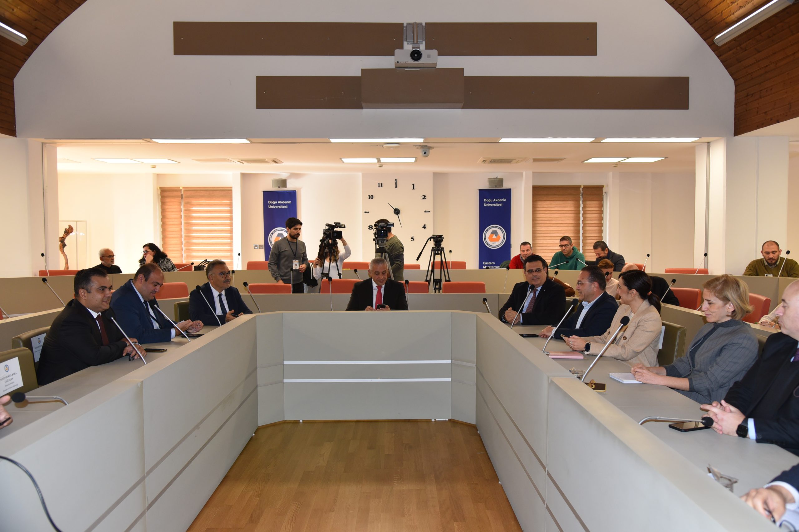 DAÜ’de“KKTC Sosyal Güvenlik Sistemi Yapısal Sorunlar, Sürdürülebilirlik ve Çözüm Önerileri” paneli yapıldı