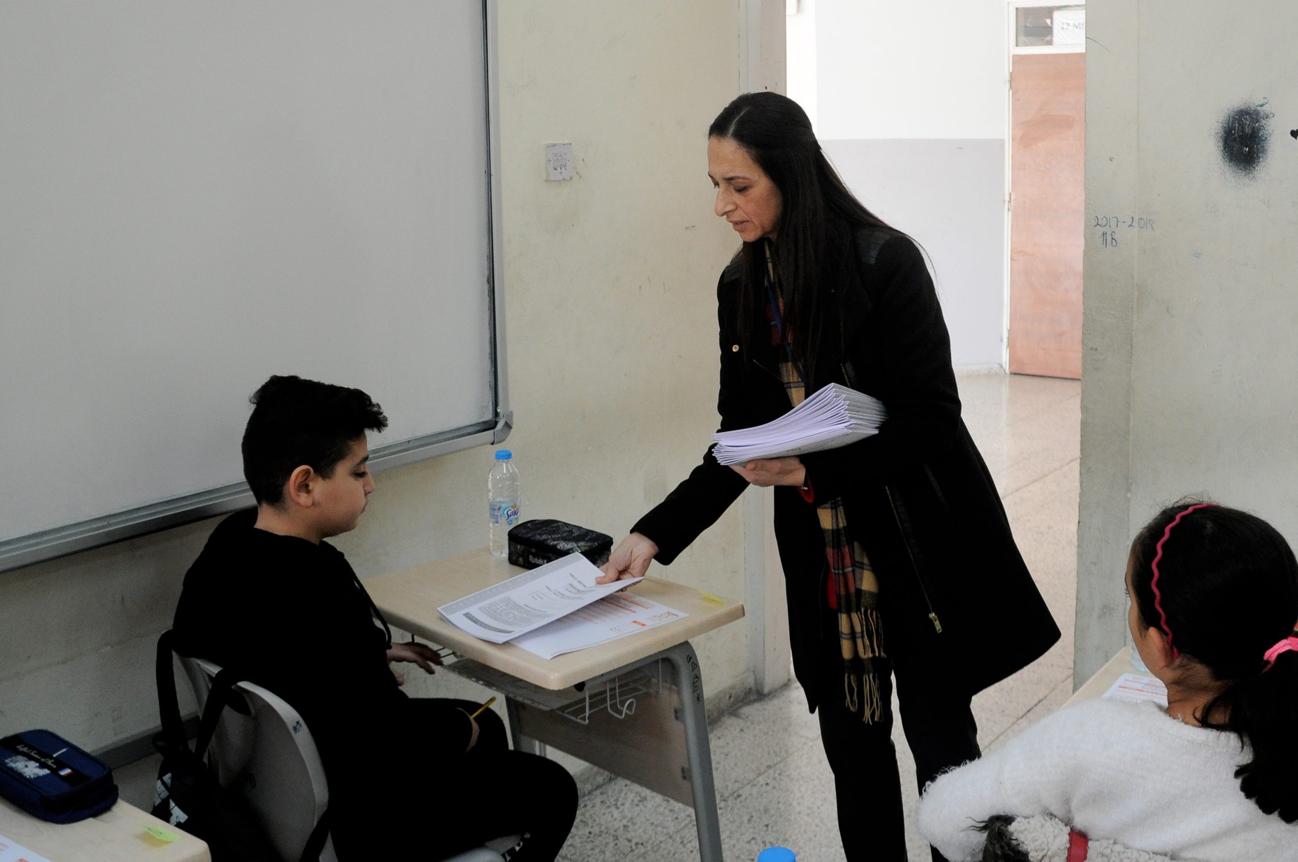 İlk ve orta dereceli okullarda karneler salı günü dağıtılacak