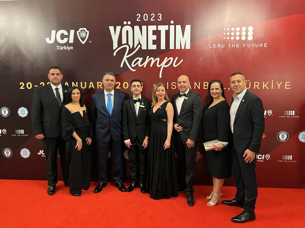 Genç Müteşebbisler Derneği Türkiye’de yönetim kampına katıldı