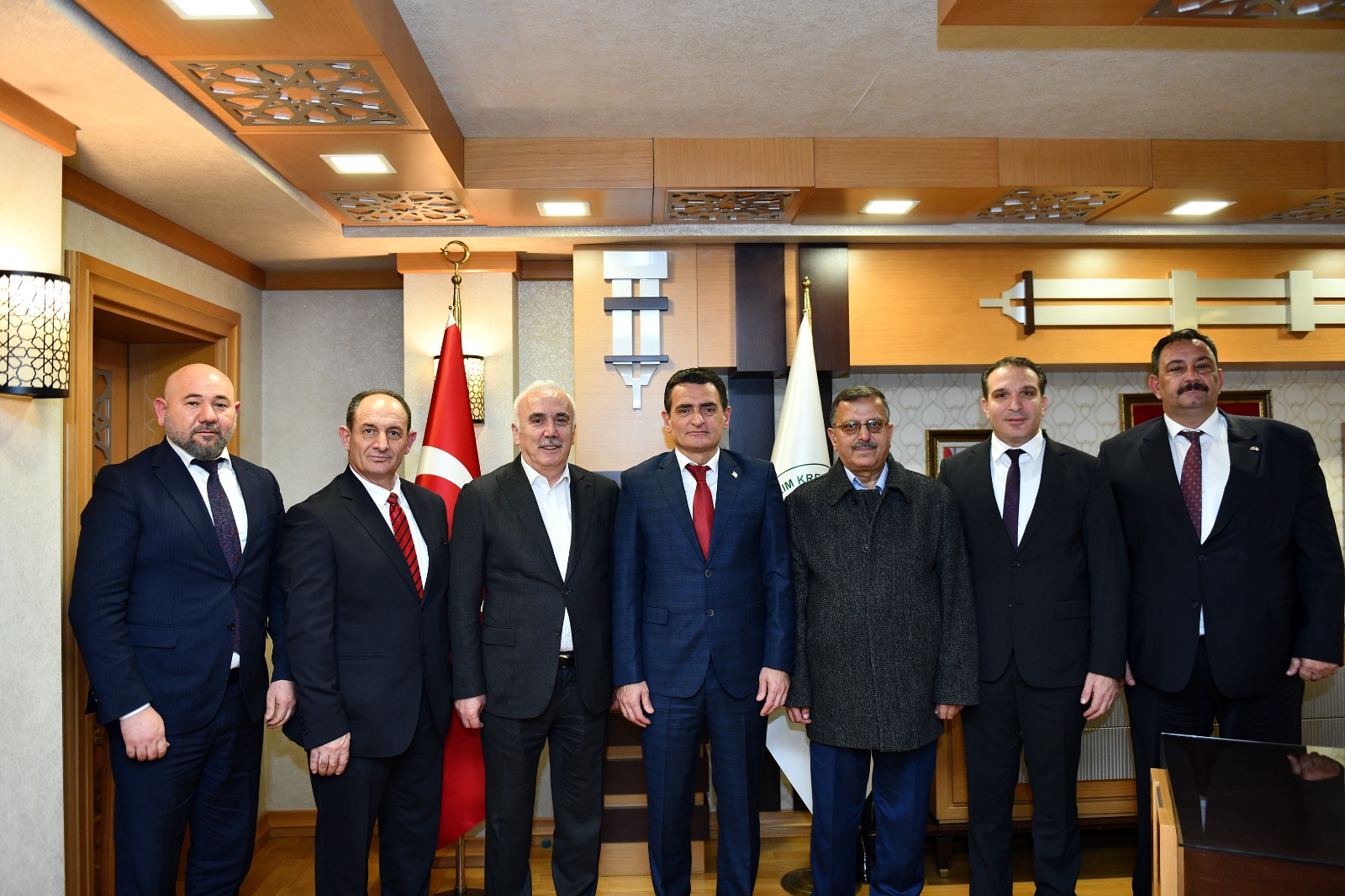 Oğuz Ankara’da Tarım Kredi Kooperatifi Genel Müdürü Aydın’la görüştü
