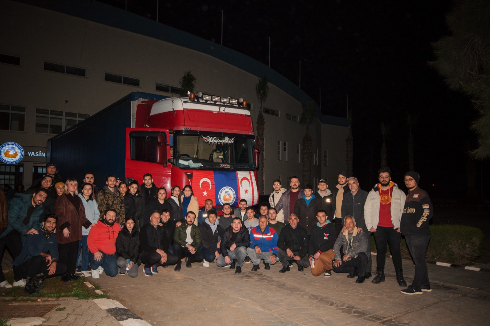 DAÜ’den depremzedeler için kampanya