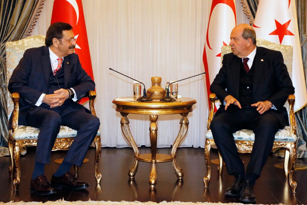 Cumhurbaşkanı Tatar, Türkiye Odalar ve Borsalar Birliği Başkanı Hisarcıklıoğlu ve beraberindeki heyeti kabul etti
