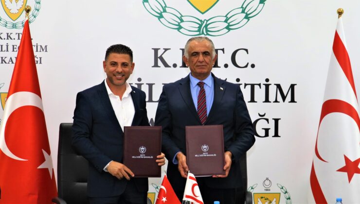 İskele’de yeni ortaokul yapılması için imzalar atıldı