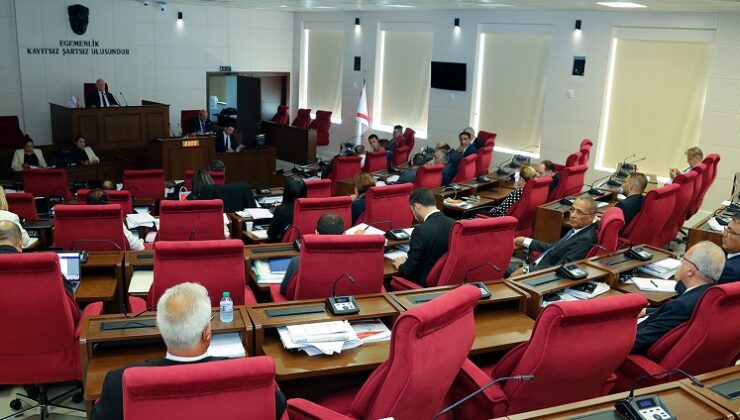 Meclis bugün de olağanüstü toplandı