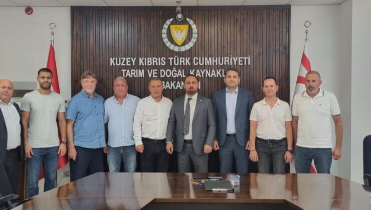 Bakanı Çavuş, Süt İmalatçıları Birliği ile Koop-Süt Yönetim Kurulu üyelerini kabul etti