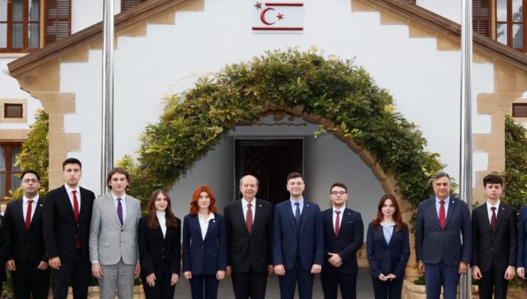 Cumhurbaşkanı Tatar, İstanbul Bahçeşehir Üniversitesi Siyaset Bilimi Uluslararası İlişkiler bölümü öğrencilerini kabul etti – BRTK