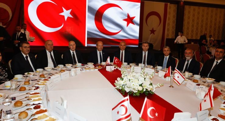 Cumhurbaşkanı Tatar, Denizli’de iş insanlarıyla bir araya geldi – BRTK
