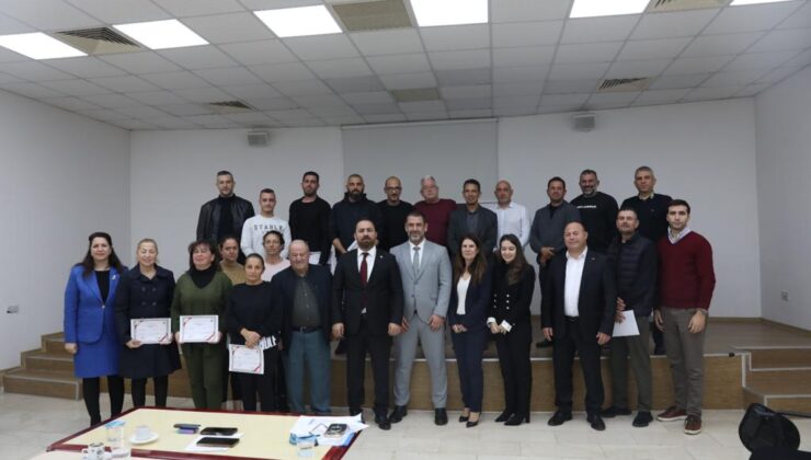 Bakan Çavuş, hak kazanan işletmelere “Güvenli Yem ve Süt Üretim Sertifikaları”nı verdi – BRTK