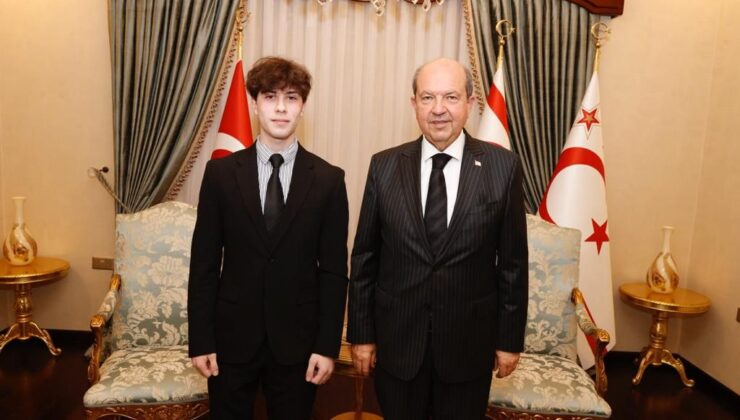 Cumhurbaşkanı Tatar başarılı öğrenci Özkan Cansu’yu tebrik etti – BRTK