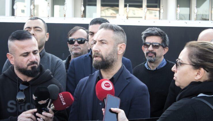 Kamuda örgütlü 5 sendika ile Dev-İş ve Koop-Sen Başbakanlık önünde protesto eylemi yaptı – BRTK